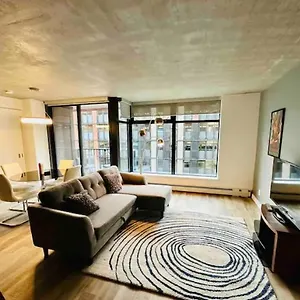 Downtown Luxe Vancouver
